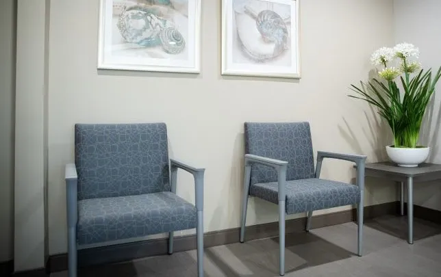 Interior waiting room of Torrance Endodontix